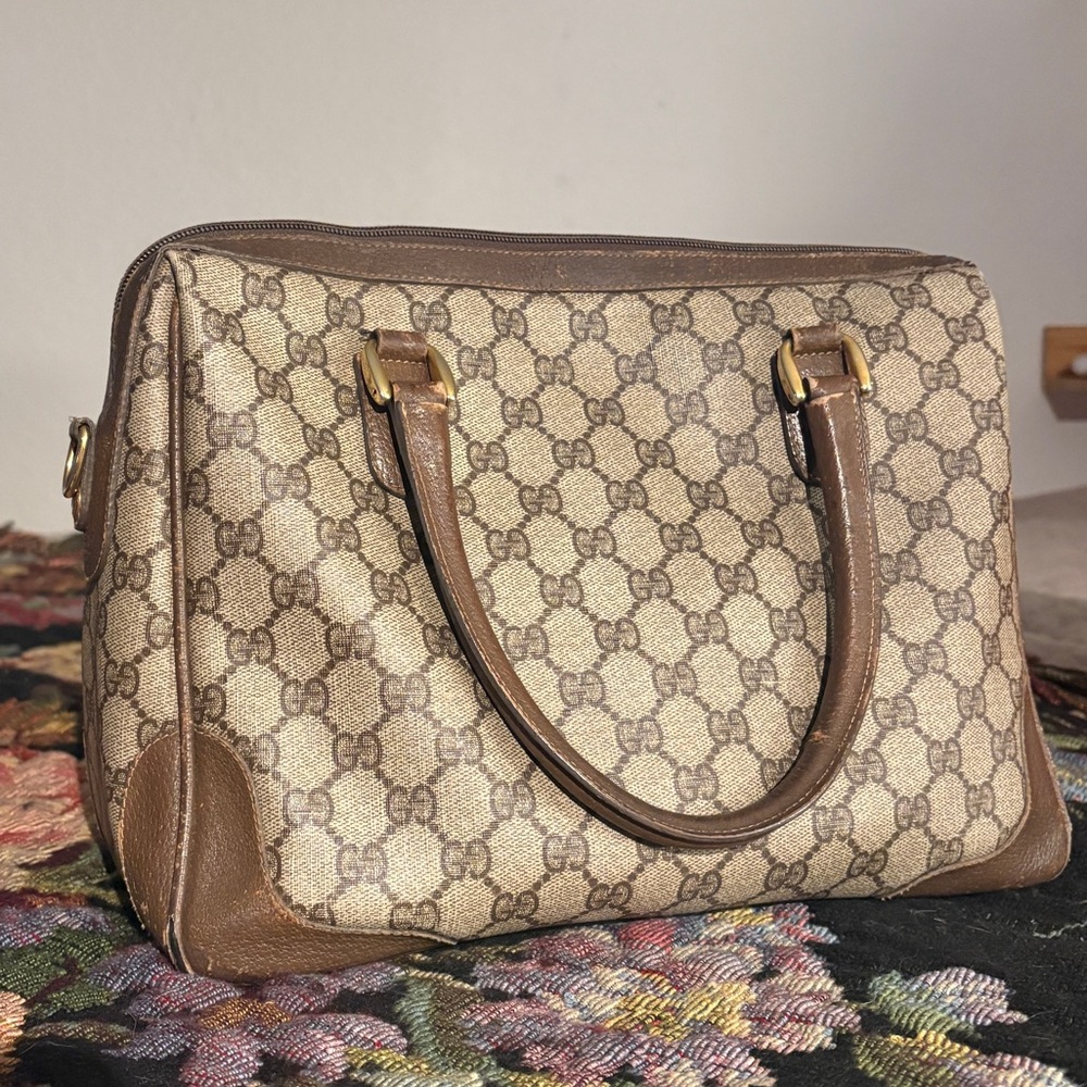 Vintage Gucci Boston Bag w/ Gift - Picture 3 of 16